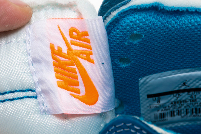 OFF-WHITE x Air Jordan 1 High OG UNC