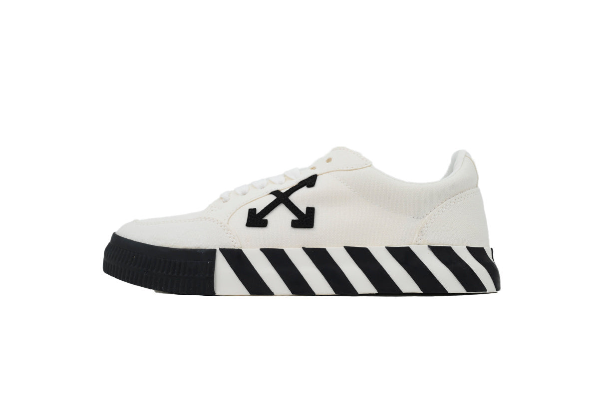 Off-White Vulc Low White Black Sneakers