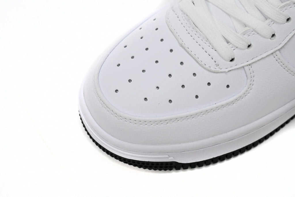 A BATHING APE BAPE STA Low White & Black Tick Men's Sneakers