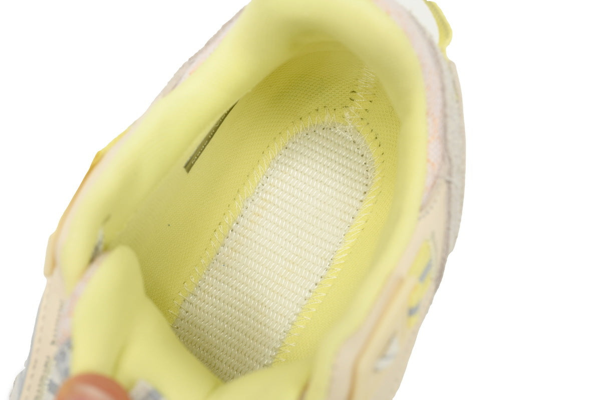 Moncler Trailgrip GTX Light Beige Sneakers