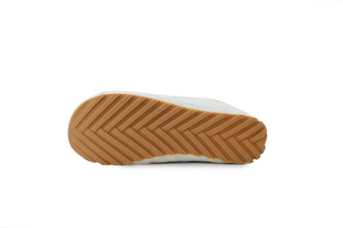 Bottega Veneta Orbit Flash Sneakers – Light Beige