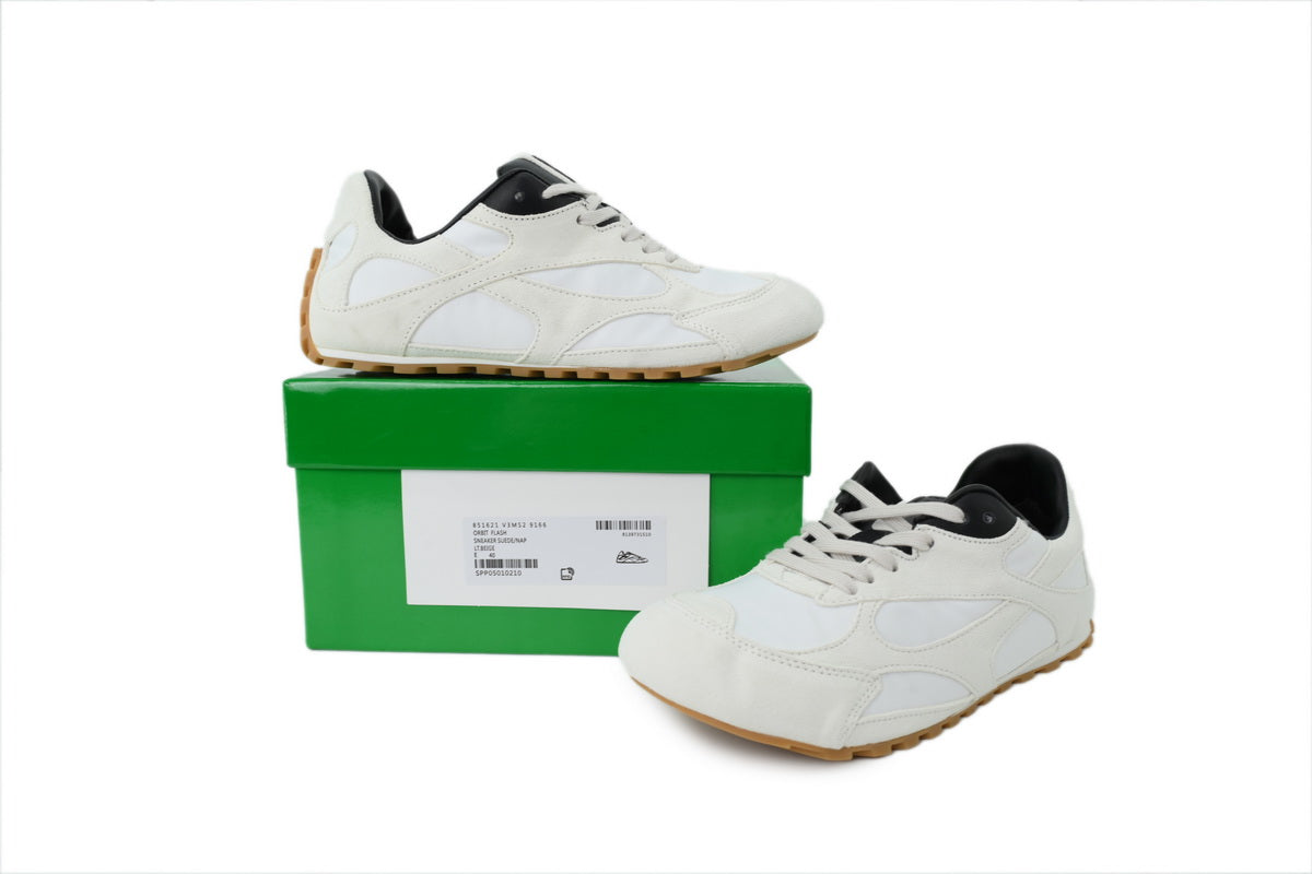 Bottega Veneta Orbit Flash Sneakers – Light Beige