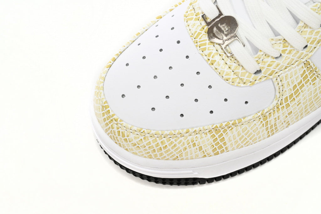A BATHING APE BAPE STA Low White Snake-Skin Pattern