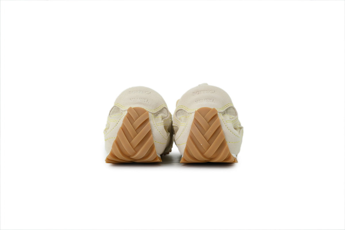 Bottega Veneta Orbit Flash Sneakers – String/Tufo