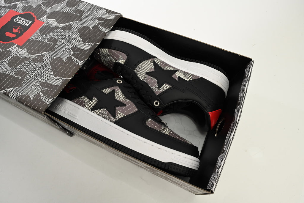 A BATHING APE BAPE STA Low Black Red Co-Branding