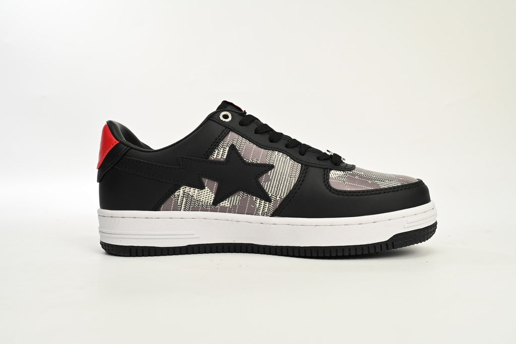 A BATHING APE BAPE STA Low Black and Red Co-Branding Sneakers