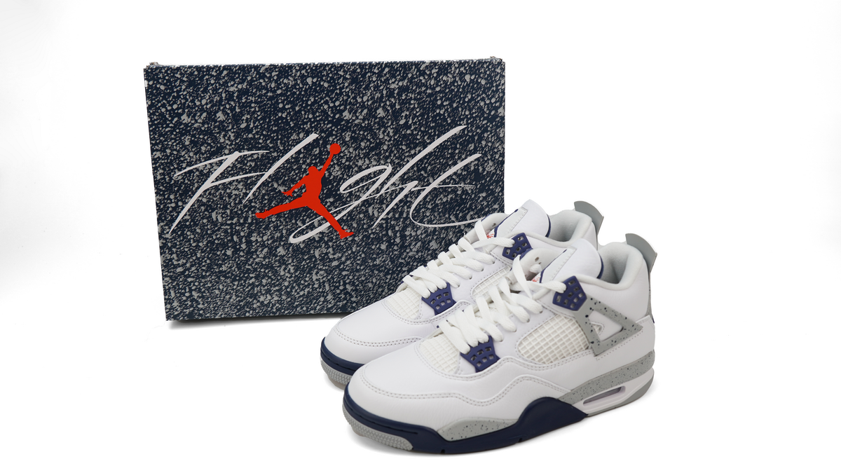 Air Jordan 4 Retro 'Midnight Navy'