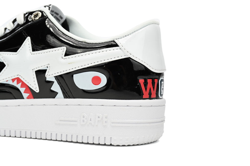 A BATHING APE BAPE STA Low Black and White Shark Sneakers