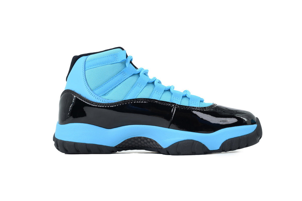 Air Jordan 11 Retro 'Water Moon Blue'
