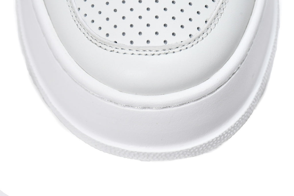 Gucci Chunky B Ribbon White Leather Sneakers