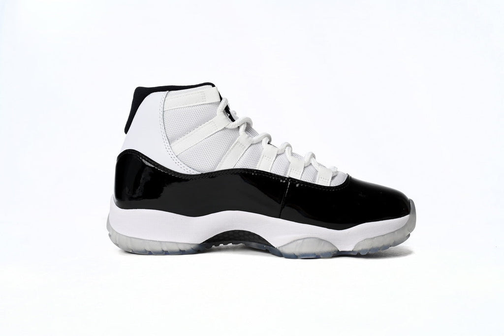 Air Jordan 11 Retro 'Concord'