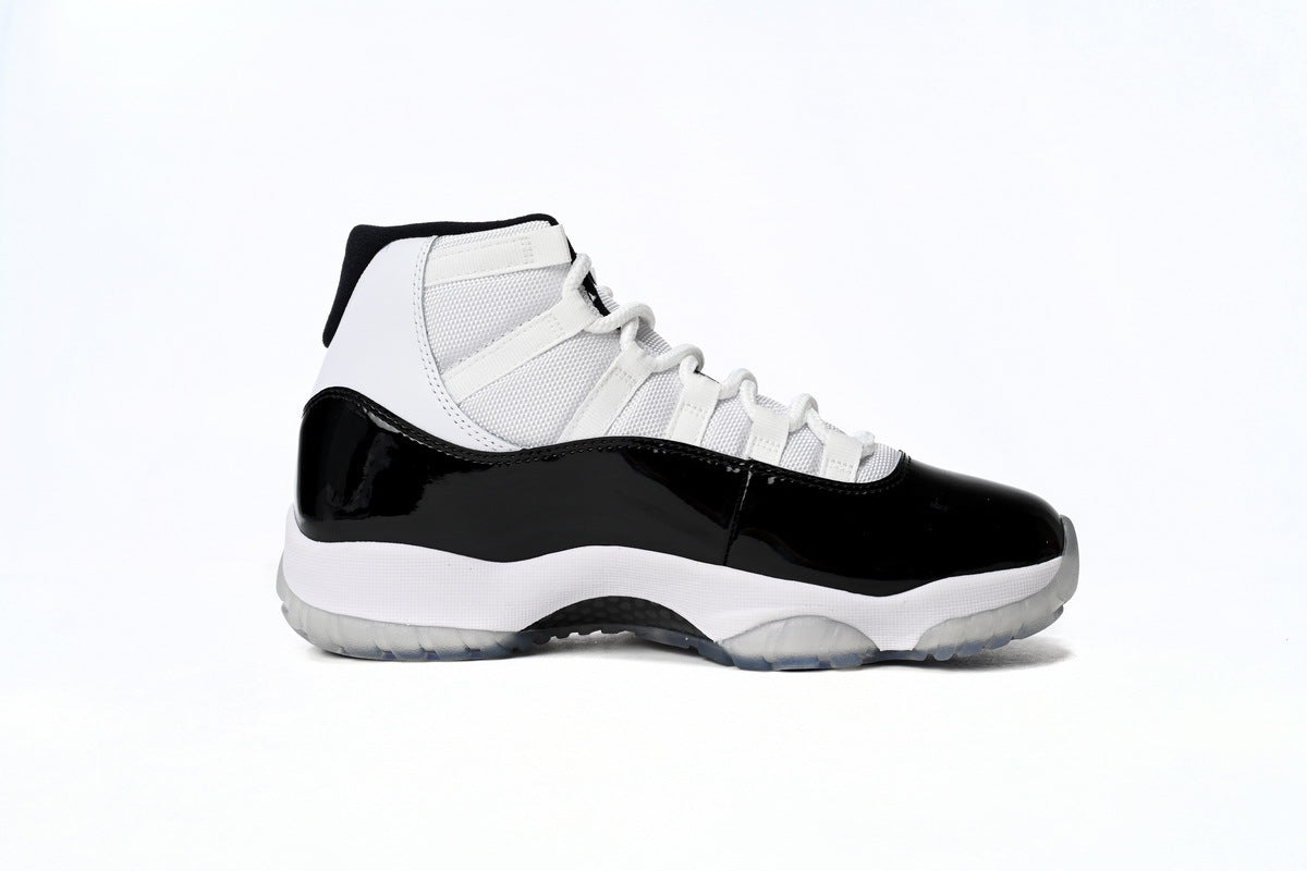 Air Jordan 11 Retro 'Concord'