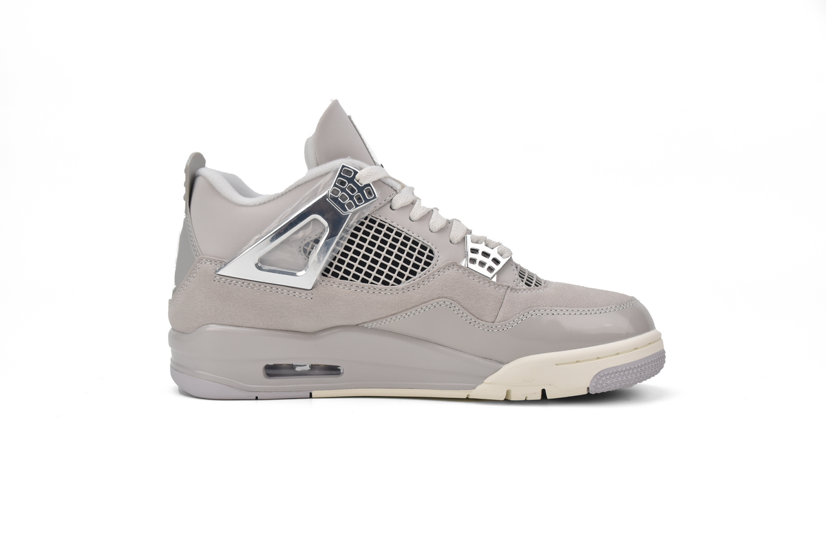 Air Jordan 4 Retro WMNS 'Frozen Moments'