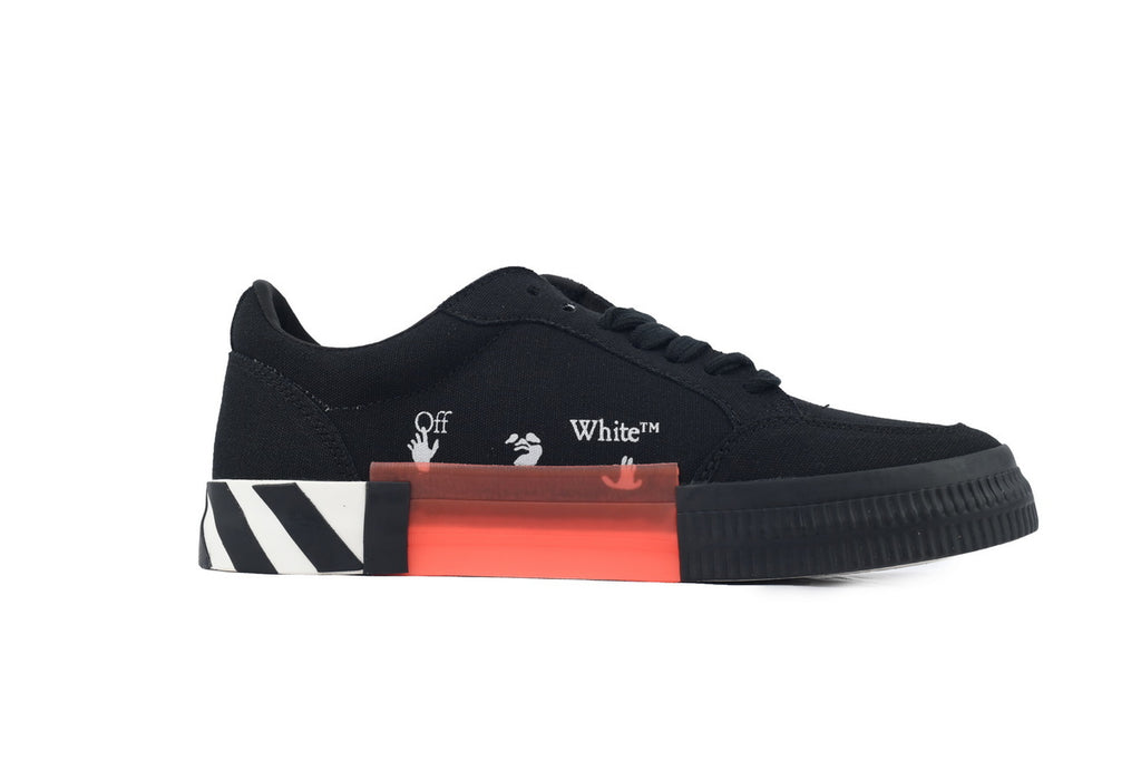 Off-White Women's Vulc Low Black Sneakers with White Arrow