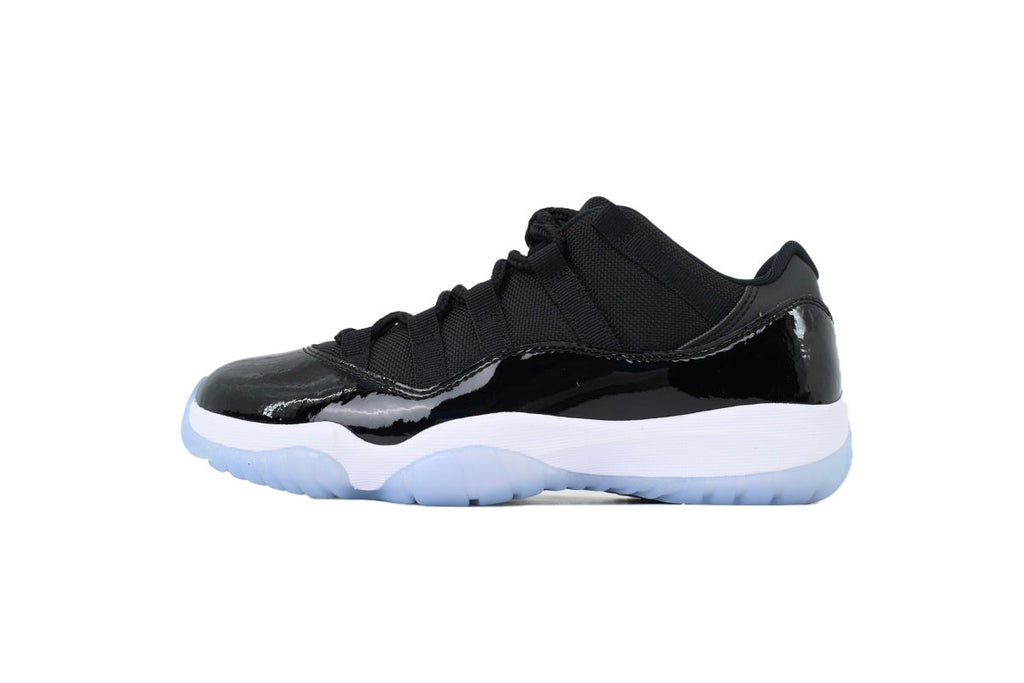Air Jordan 11 Retro Low 'White Midnight Navy'