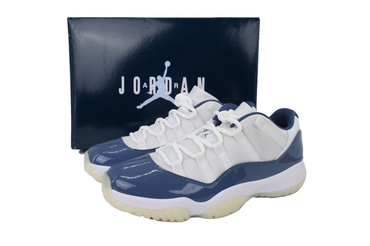 Air Jordan 11 Low 'Midnight Navy'