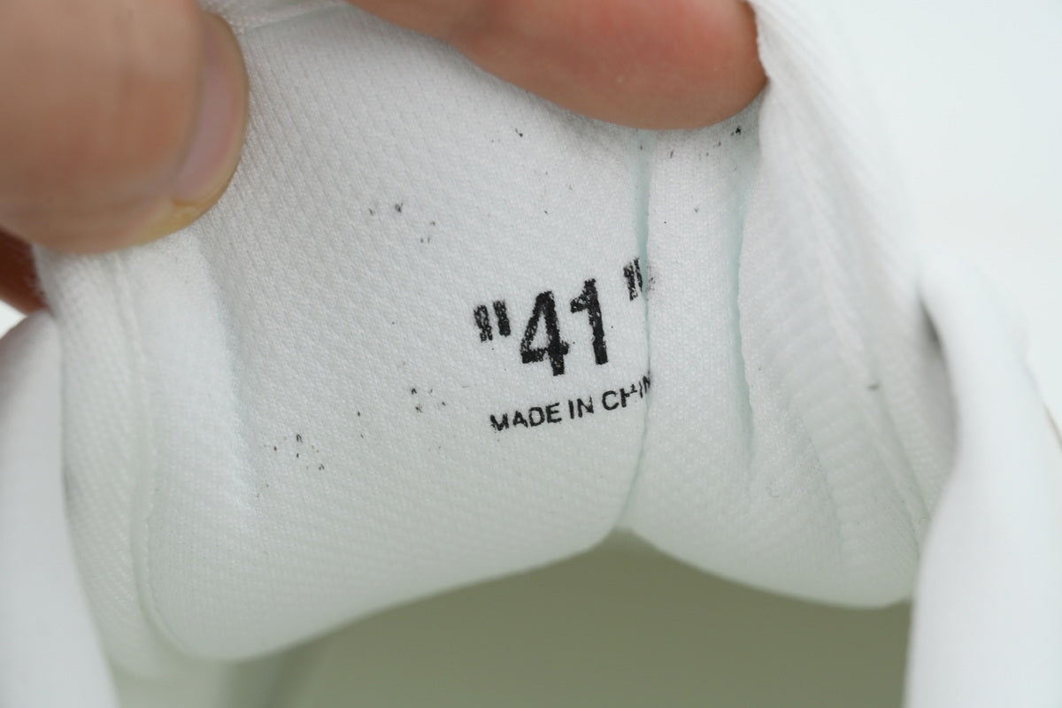 Off-White ODSY-2000 Sneakers – White