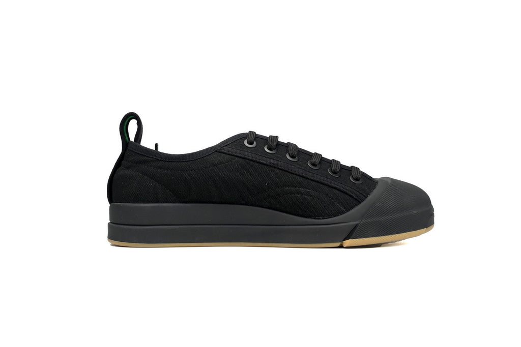 Bottega Veneta Vulcan Low-Top Sneakers – Black Canvas