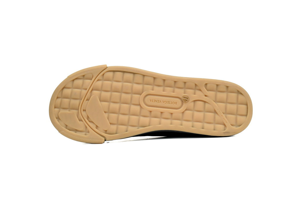 Bottega Veneta Vulcan Low-Top Sneakers – Black Canvas