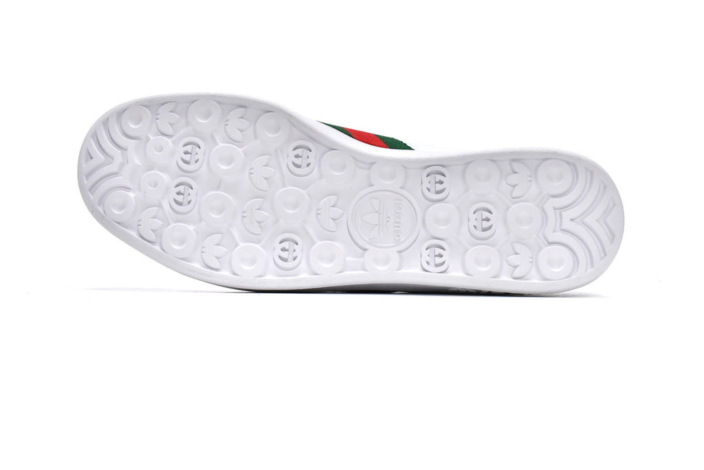 Gucci x adidas Originals Gazelle Bee Sneakers