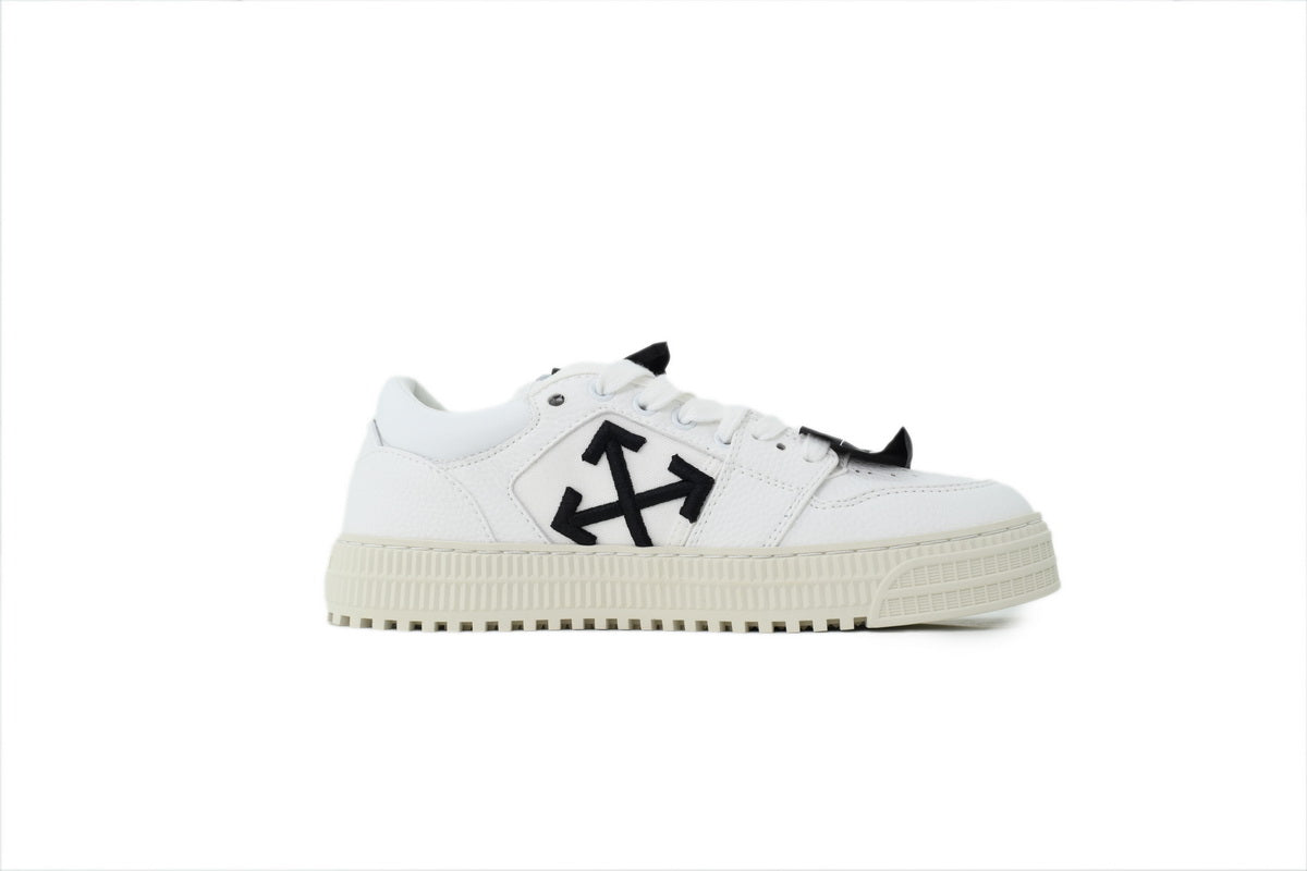 Off-White 3.0 Off-Court Low Sneakers – White/Black