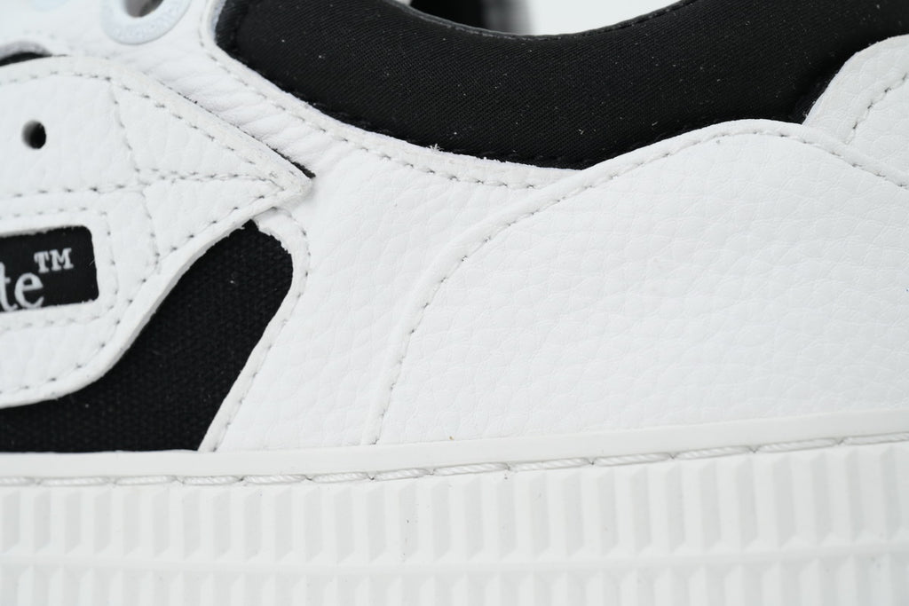 Off-White 3.0 Off-Court Low Sneakers – Black/White
