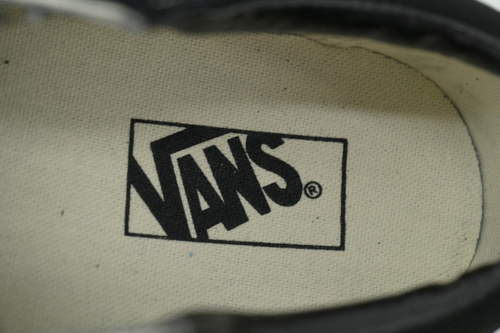 Vans Old Skool Black White Low-Top Sneakers
