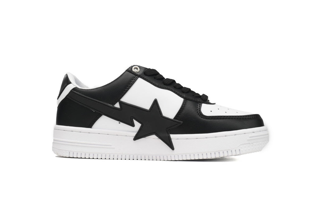 A BATHING APE BAPE STA Low Black and White Star Sneakers
