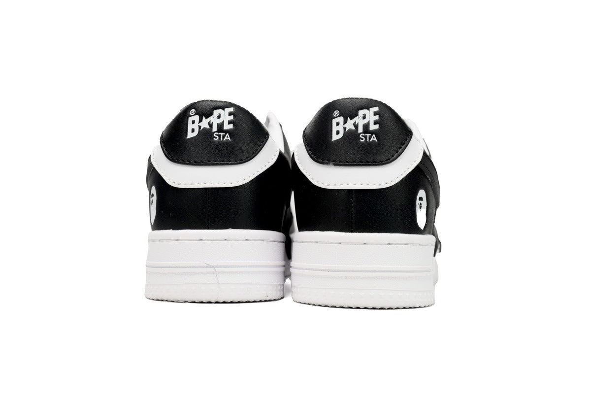 A BATHING APE BAPE STA Low Black and White Star Sneakers