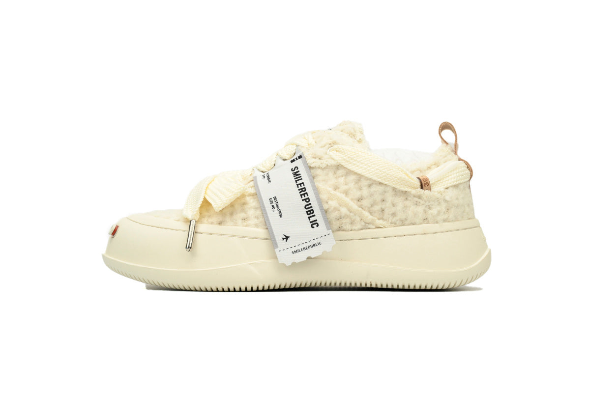 Smilerepublic Cream Canvas Cap-Toe Sneakers