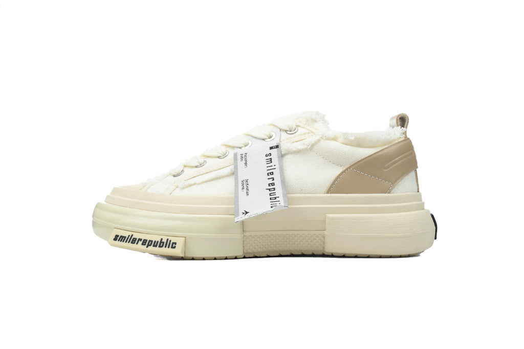 Smilerepublic Light Khaki Canvas Cap-Toe Sneakers