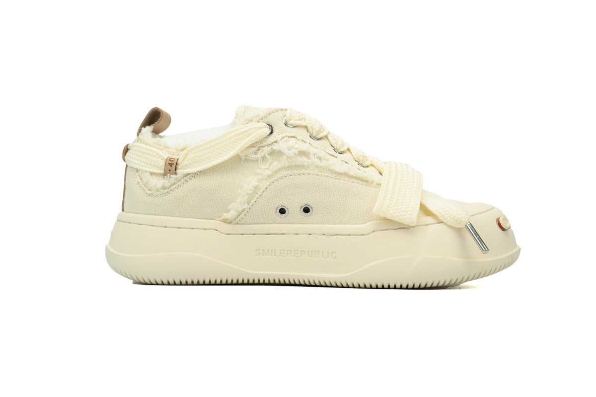 Smilerepublic White Canvas Cap-Toe Sneakers