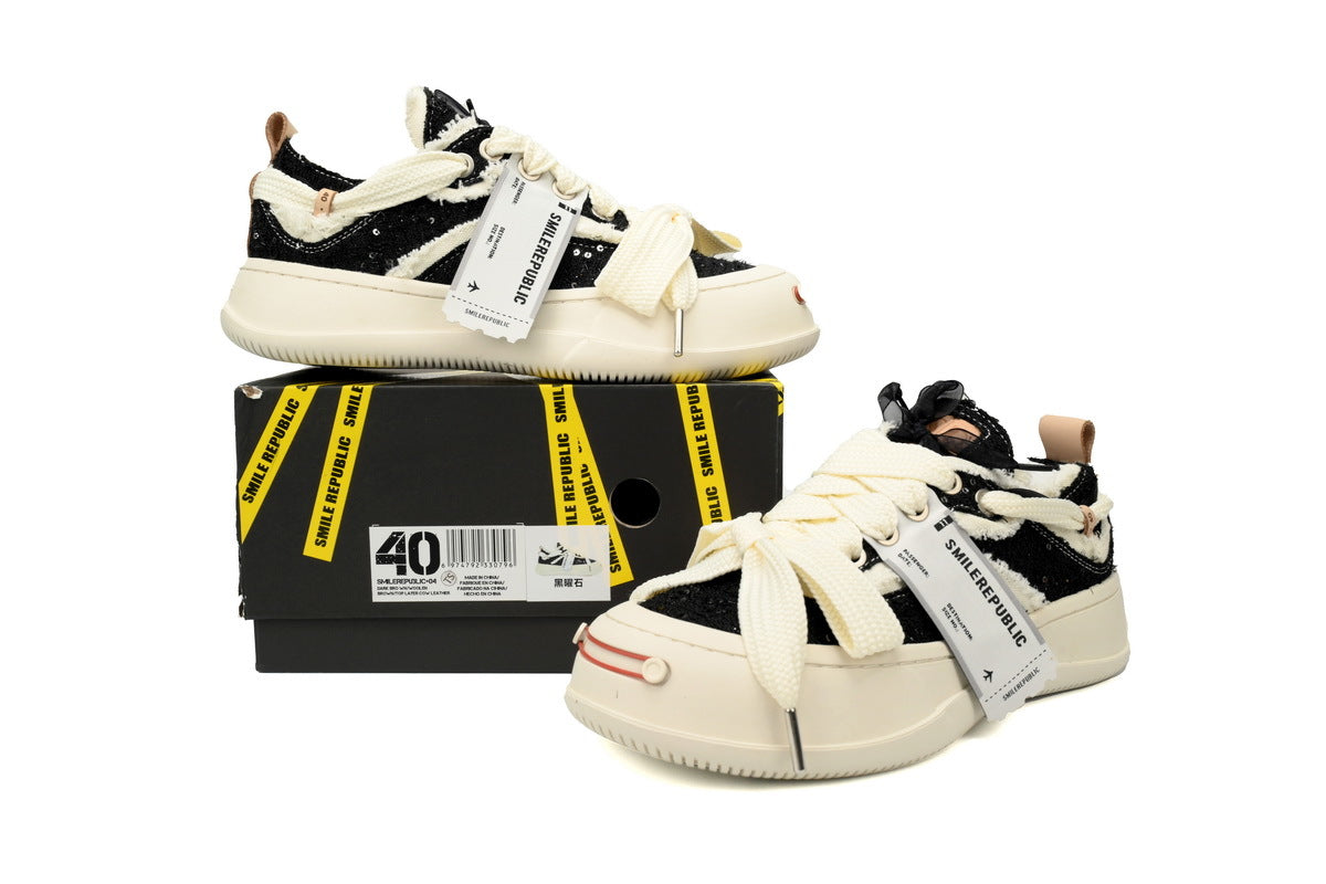 Smilerepublic Black & White Canvas Platform Sneakers
