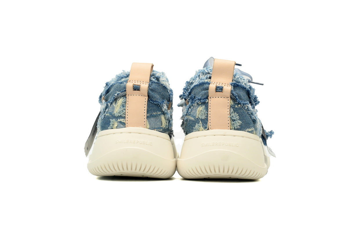 Smilerepublic Canvas Sneakers – Light Blue