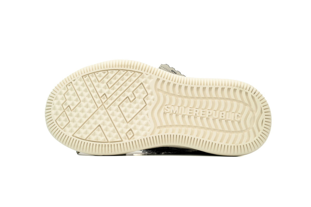 Smilerepublic Silver Frost Canvas Cap-Toe Sneakers