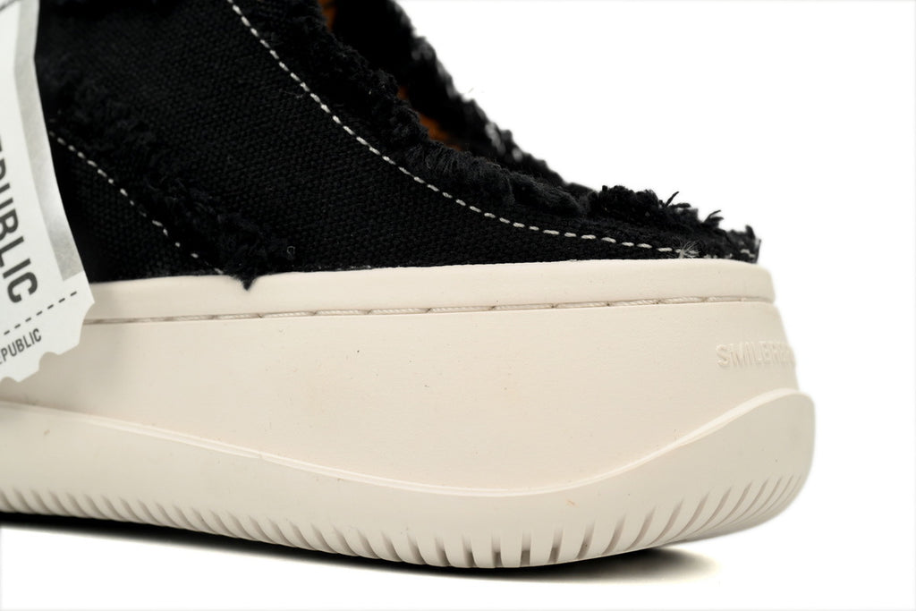 Smilerepublic Black Fabric Cap-Toe Sneakers