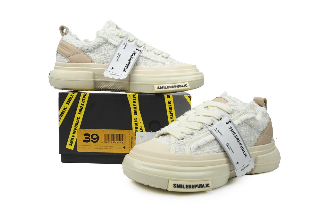 Smilerepublic Canvas Sneakers – Ivory