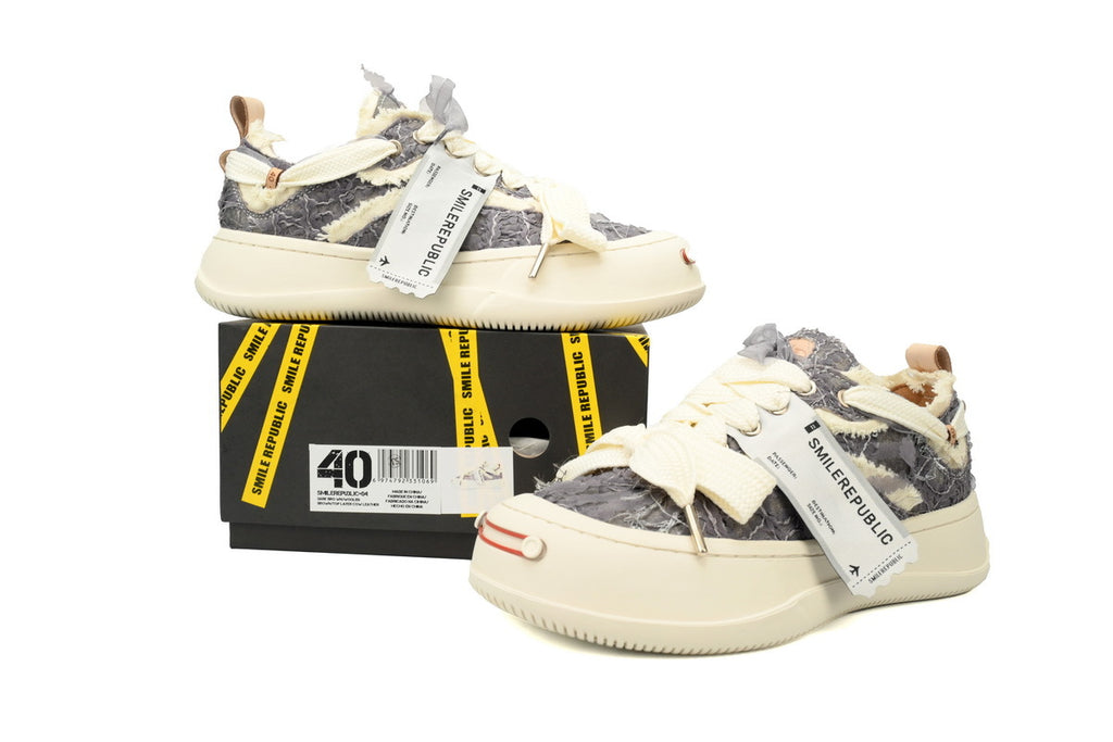 Smilerepublic Silver Frost Canvas Cap-Toe Sneakers