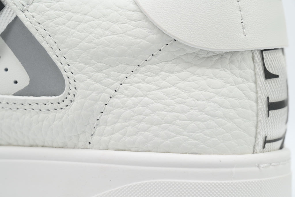Valentino Garavani VL7N Low Sneakers – White & Black