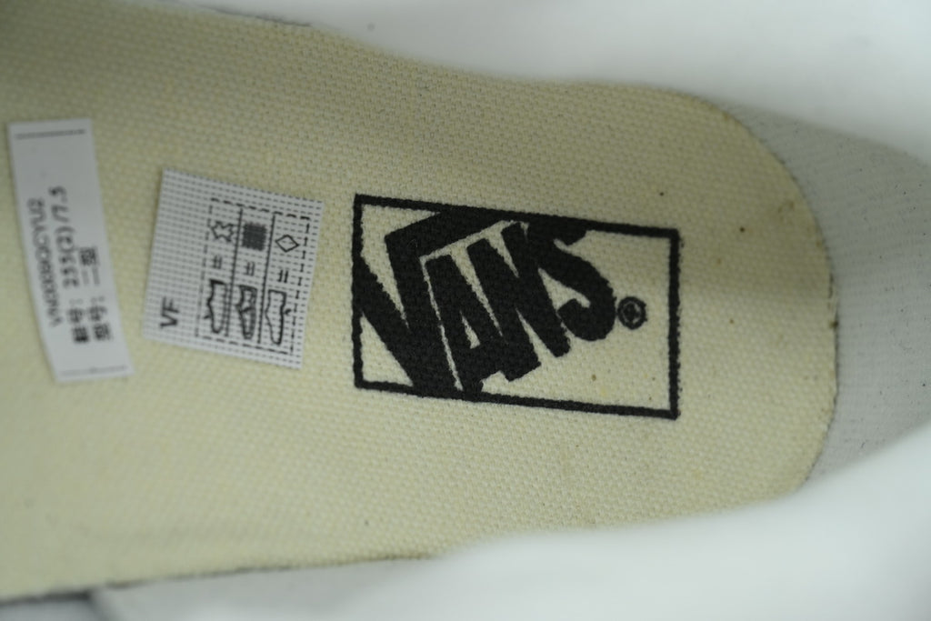 Vans Knu Skool Navy White Sneakers