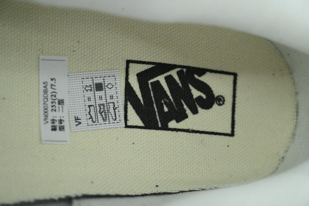 Vans Knu Skool Black White Sneakers