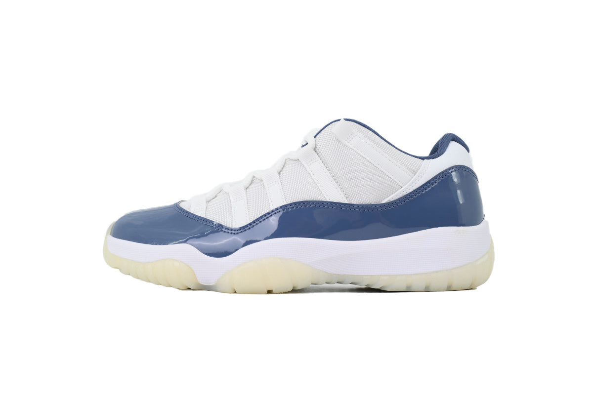 Air Jordan 11 Low 'Midnight Navy'