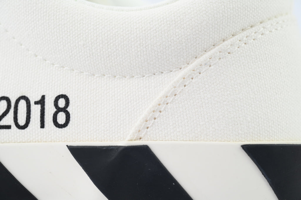 Off-White Vulc Low White Canvas Sneakers