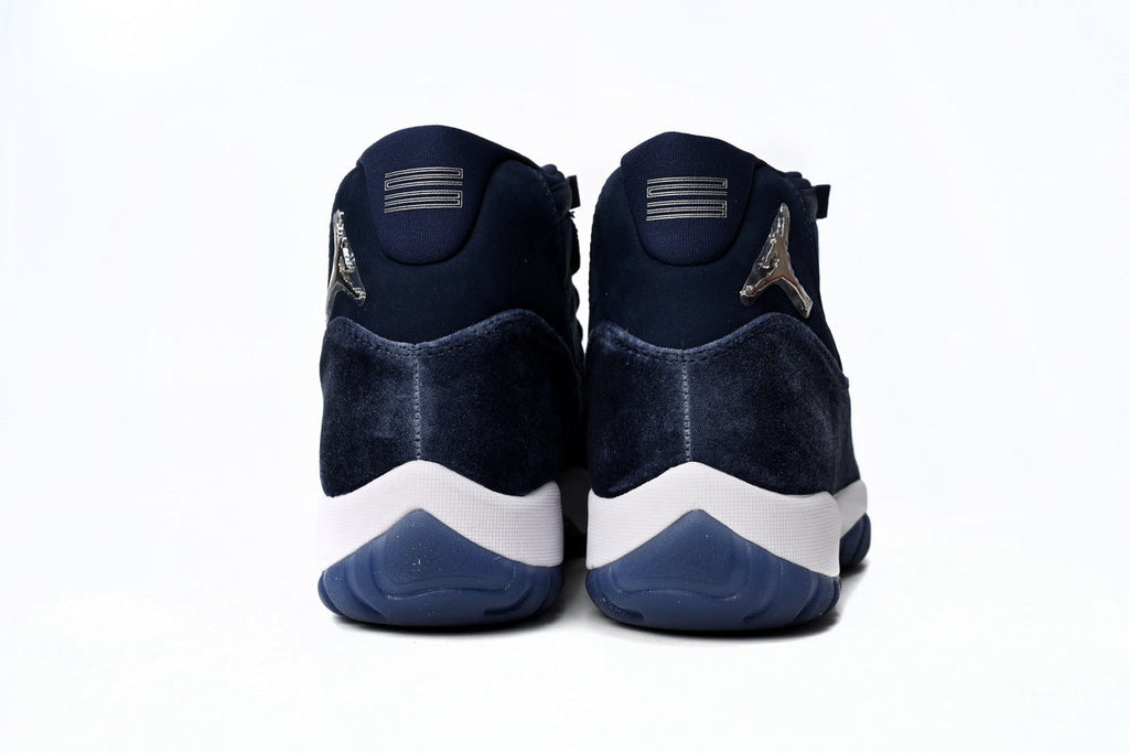 Air Jordan 11 Retro 'Midnight Blue'